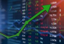 Stocks Jump to Another Record High With Rate Cuts Expected